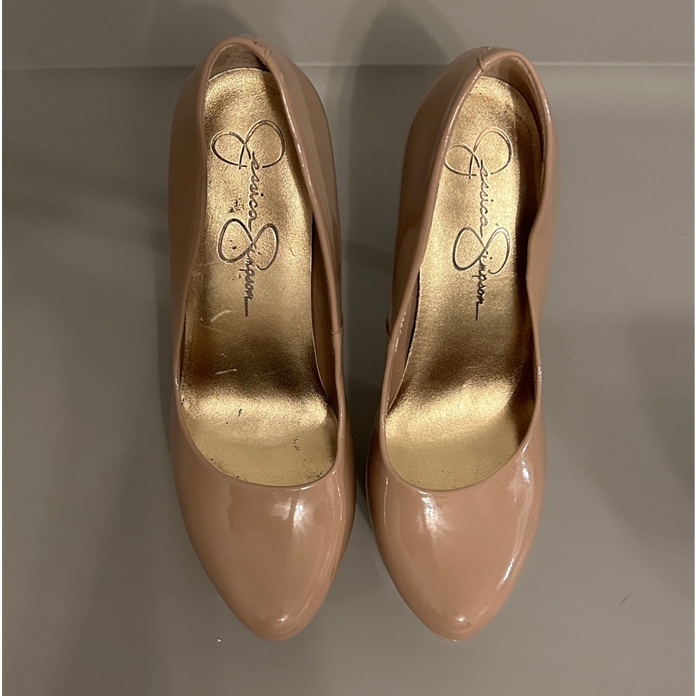 Jessica Simpson (8M) Tan Heels